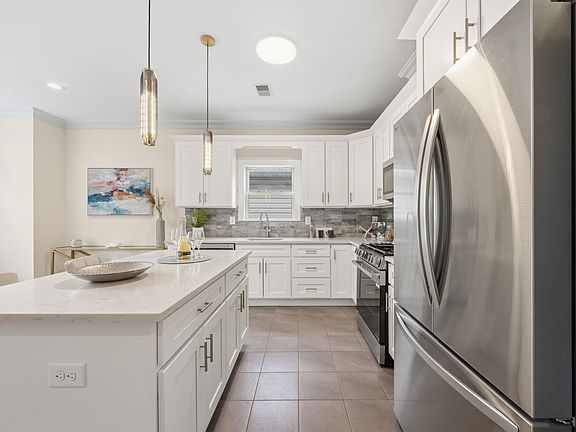 5th image of 173 Halladay St 2 #2
