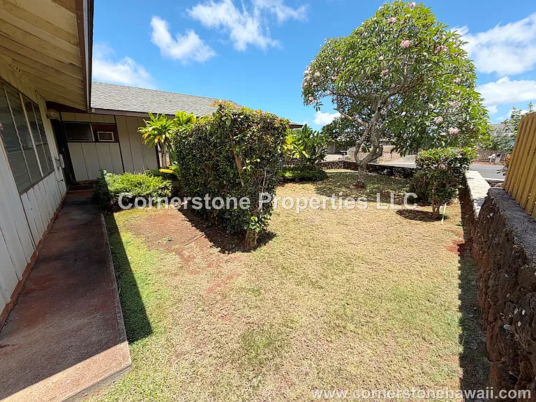 94-676 Makaamoamo Pl — Photo 24