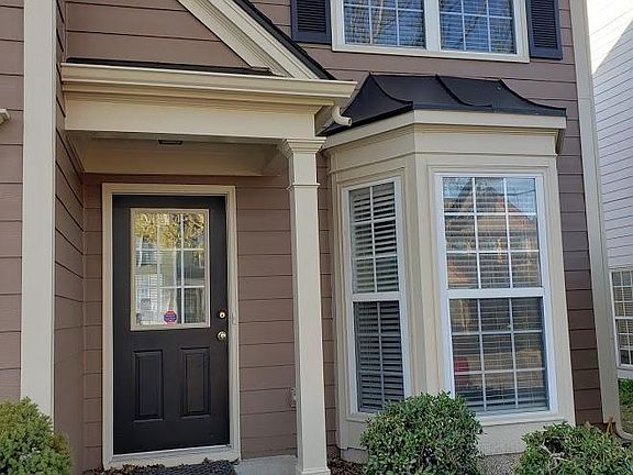 3rd image of 412 Citronelle Dr