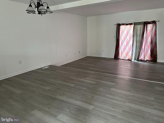 4th image of 401 Shai Cir