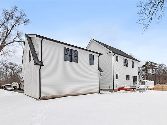 4th image of 20 Mount Pleasant Ave