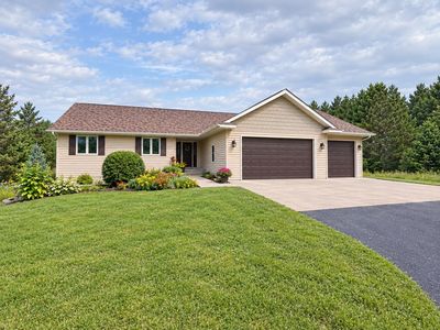 855 Bauer Avenue, Eau Claire, WI, 54703