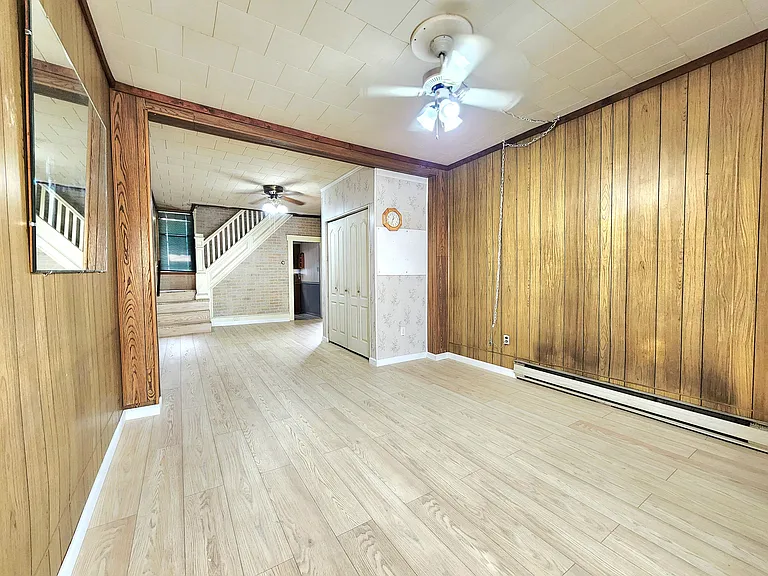 16 E Pine St — Photo 7
