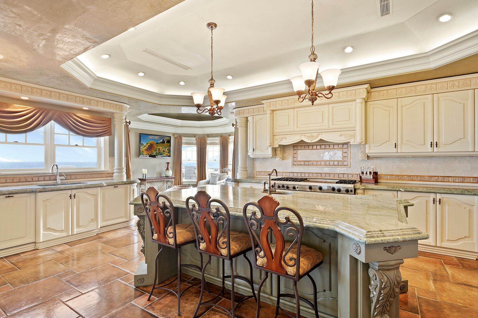  Custom Eat-in-Kitchen with Ocean Views