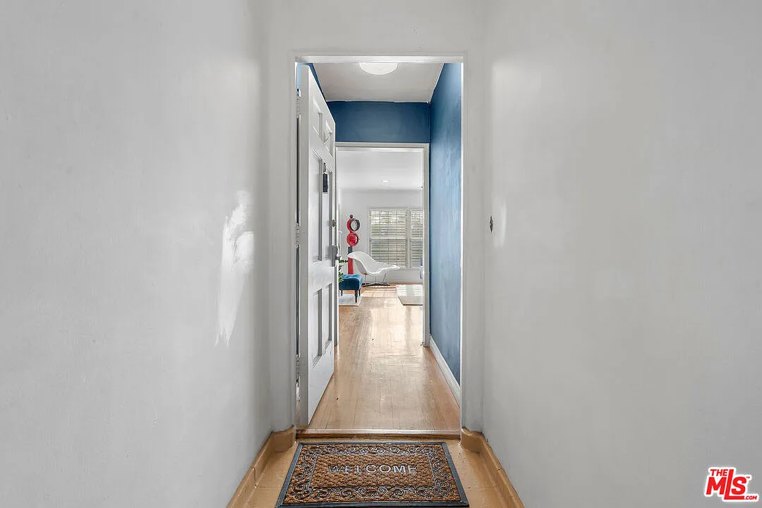 2 bed, 2.0 bath, $3,950 — Photo 3