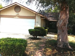 1121 Guava Way, Sacramento, CA 95834