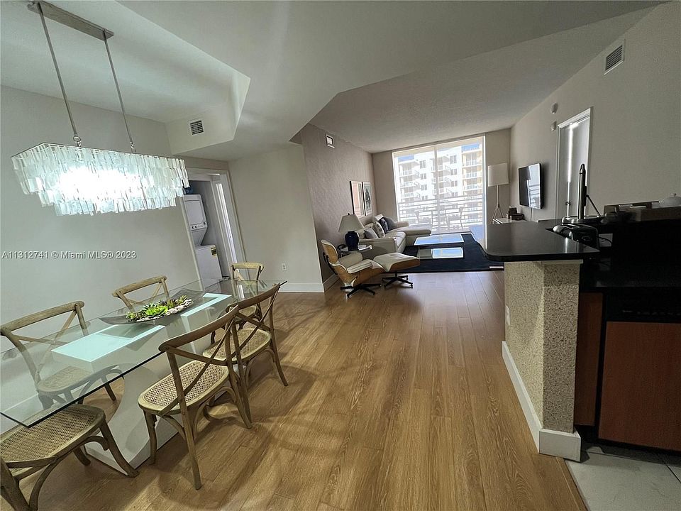 1st image of 18800 NE 29th Ave APT 920