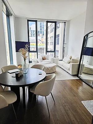 Rented by Oxford Property Group | media 2