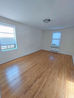 4th image of 97-50 Queens Blvd #711