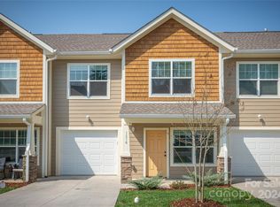 1216 Pauline Trail Dr, Arden, NC 28704