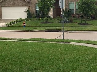 13301 Misting Falls Ln, Pearland, TX 77584