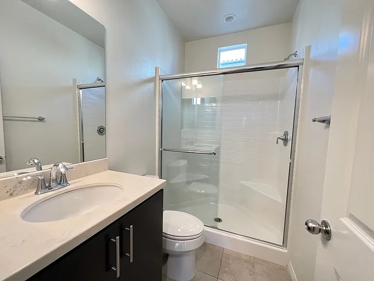 938 E Weaver Ln — Photo 9