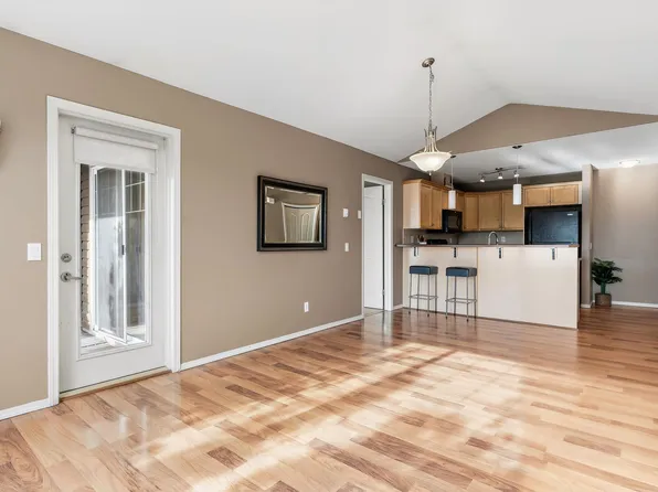 671 Silver Berry Rd NW #7, Edmonton, AB T6T 0B7