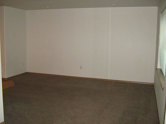 5th image of 5308 108th St NE #A