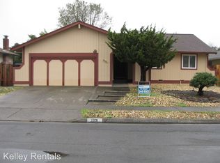 1331 Miller Dr, Santa Rosa, CA 95403