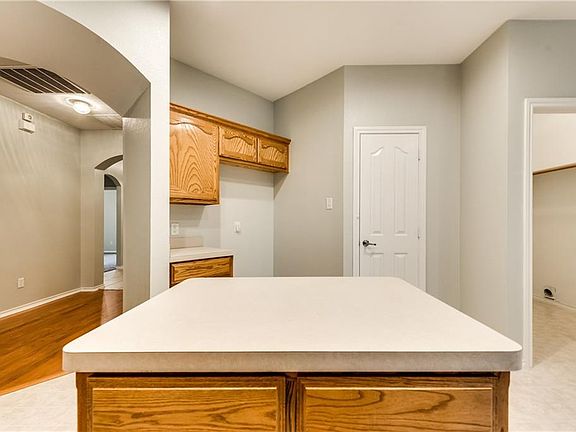 3rd image of 10613 Fossil Hill Dr
