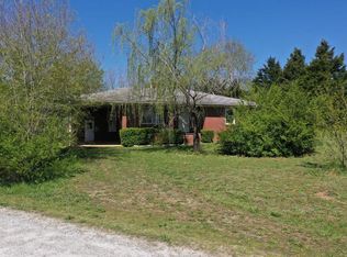 160 W Circle Rd, Gray Court, SC 29645