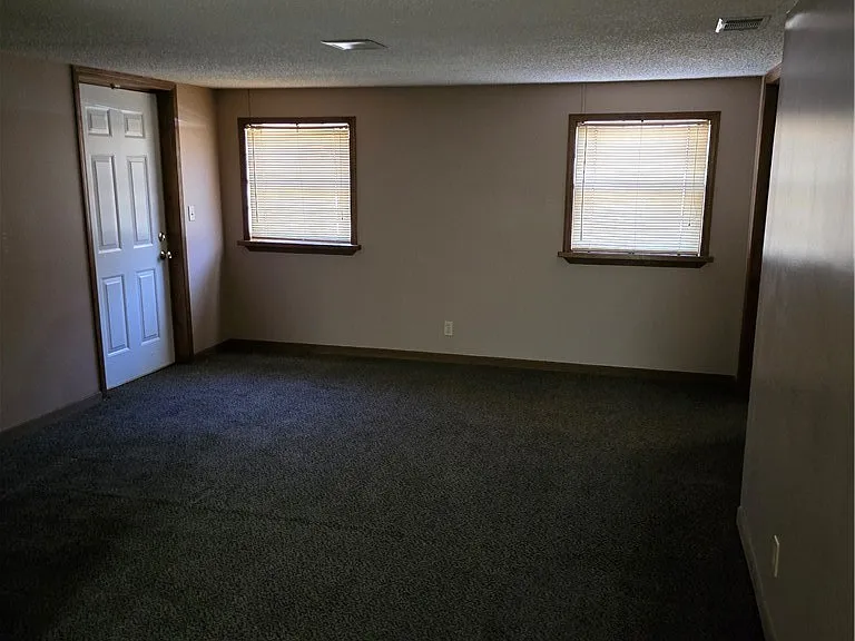 170 Breckenridge Ln — Photo 22