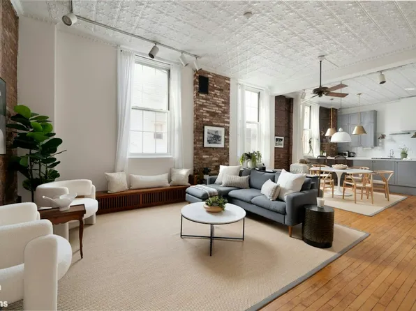 65 Middagh Street image 1 of 7