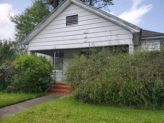 2nd image of 1030 Harriot St
