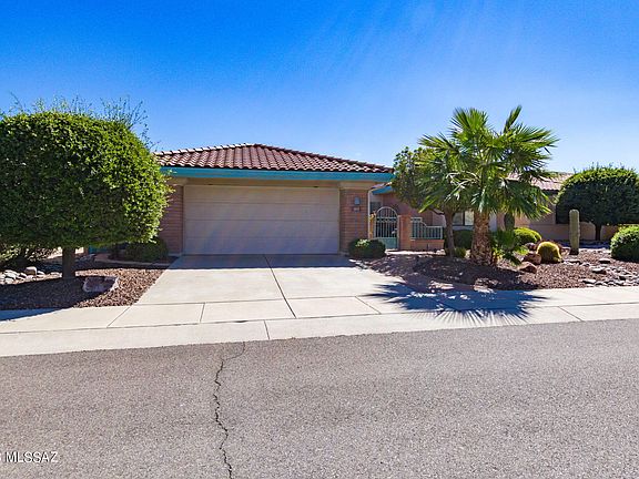 2nd image of 4845 S Gloria Vista Dr