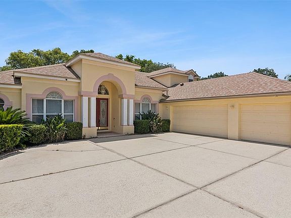 2nd image of 126 SEVILLE CHASE DRIVE