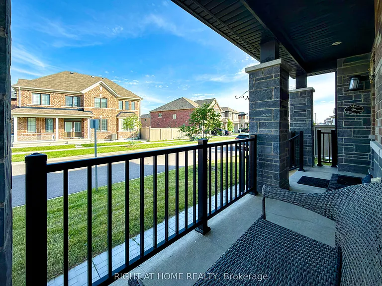 30 Boothill Dr — Photo 8