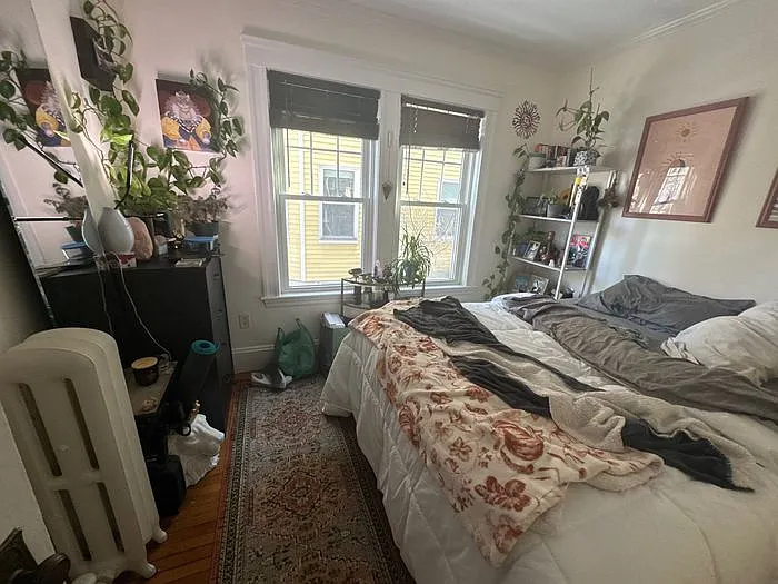 7 Lewis St #1 — Photo 11