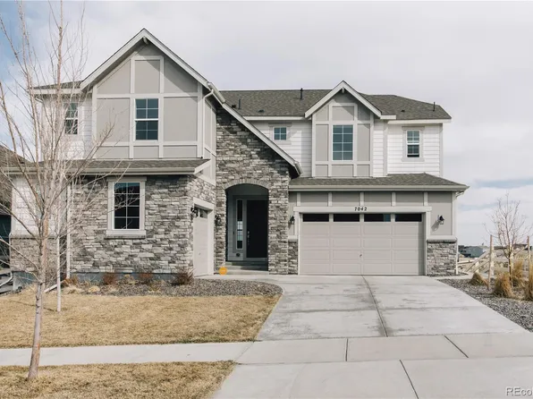 7042 S Undergrove Way, Aurora, CO 80016