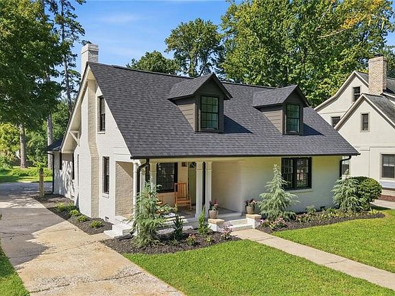 2nd image of 813 Arbordale Ave
