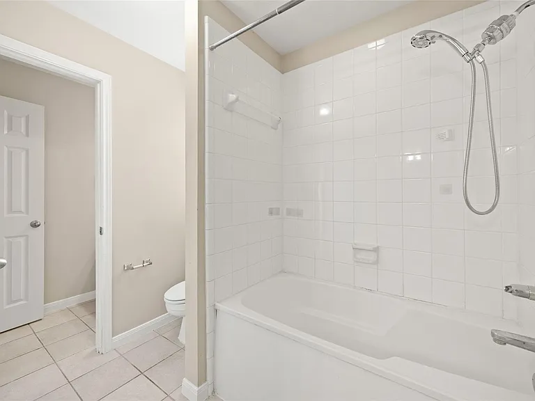 1708 Dennis St — Photo 17
