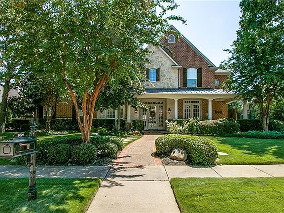 3rd image of 3709 Kinross Ct