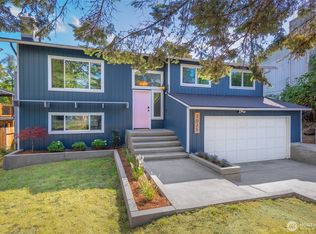 3025 NE 205th St, Lake Forest Park, WA 98155