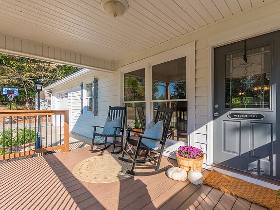 3rd image of 334 Rainey Dr