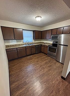 3rd image of 1108 10th St #B
