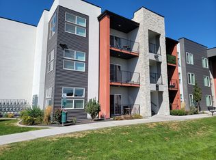 875 S Depot St APT C110, Clearfield, UT 84015