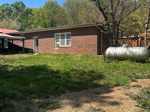 4th image of 3639 Mayfield Rd
