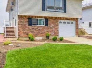 3546 Weidner Ave FL 2ND, Oceanside, NY 11572