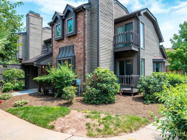 93 Riverbend Dr, North Brunswick, NJ 08902