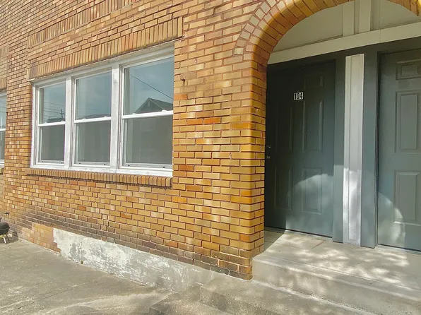 109 S Vine St #104, Greencastle, IN 46135
