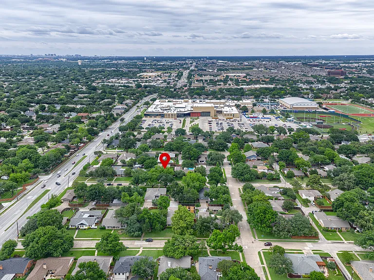 1404 Seminole Dr — Photo 43