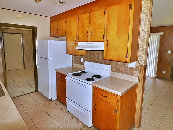4th image of 4528 Havre Way