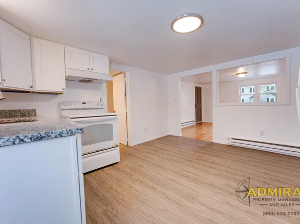 6 Dora Dr APT B, Rochester, NH 03867