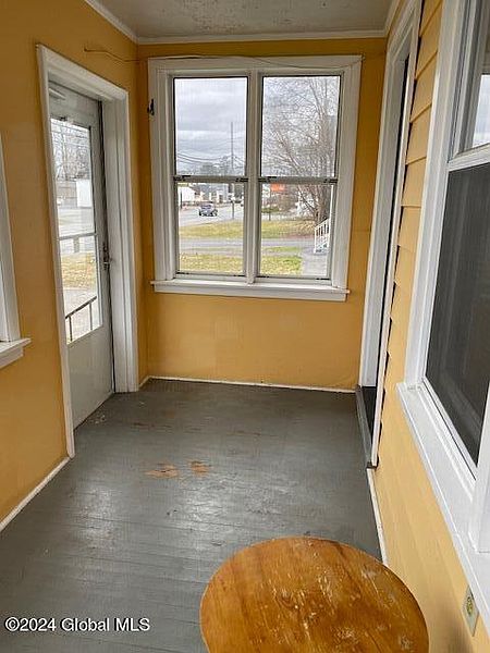 3rd image of 1313 Curry Rd