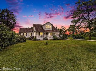 5940 White Lake Rd, White Lake, MI 48383