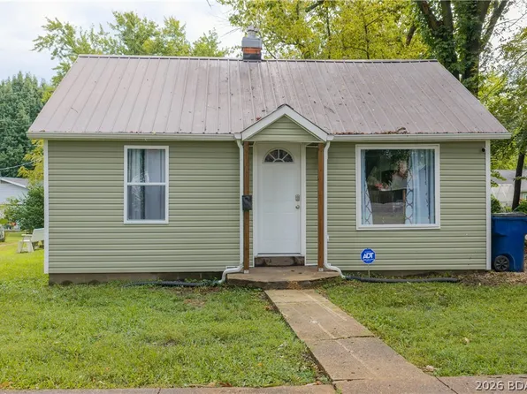 406 N Mill St, Eldon, MO 65026