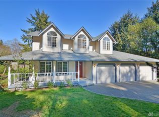 5340 Diamond Pl NE, Bainbridge Island, WA 98110
