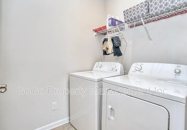 11 Pequot Dr — Photo 8
