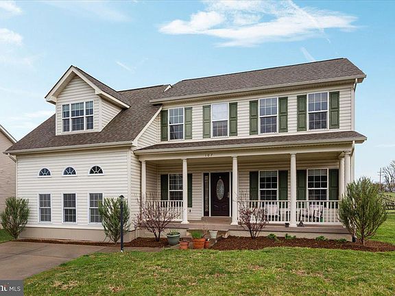 3rd image of 107 Highfield Ln