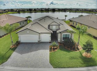 10052 Avalon Lake Cir, Fort Myers, FL 33913